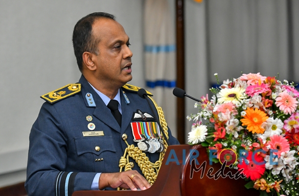 Chief of the Air Staff of the Pakistan Air Force Calls on the Commander