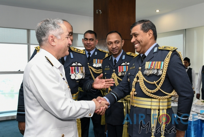 Chief of Naval Staff of the Pakistan Navy Calls on the Commander of the Air Force