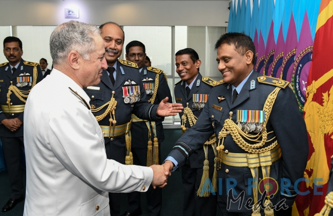 Chief of Naval Staff of the Pakistan Navy Calls on the Commander of the Air Force