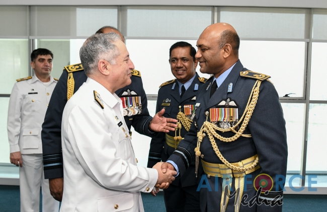 Chief of Naval Staff of the Pakistan Navy Calls on the Commander of the Air Force