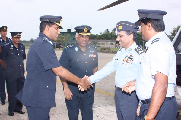 The Visiting Air Chief Visits Jet Squadrons The Visiting Air Chief Visits Jet Squadrons