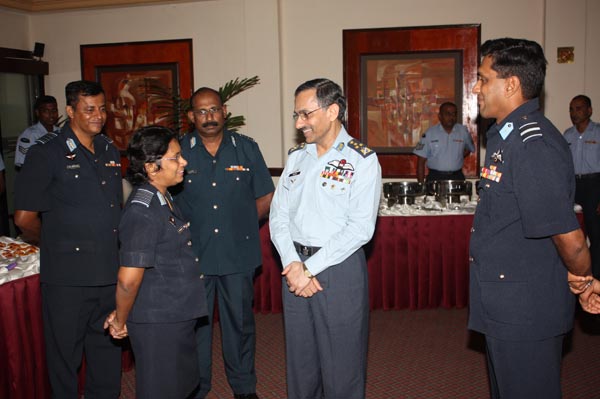 The Visiting Air Chief Visits Jet Squadrons The Visiting Air Chief Visits Jet Squadrons