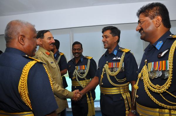 Chairman of the Joint Chiefs of Staff Committee of Pakistan calls on the Commander