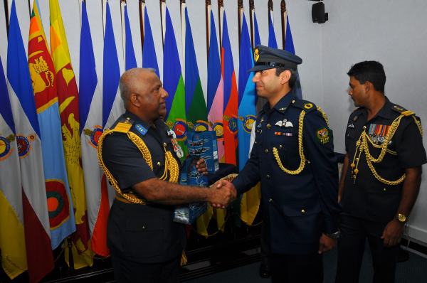 Chairman of the Joint Chiefs of Staff Committee of Pakistan calls on the Commander