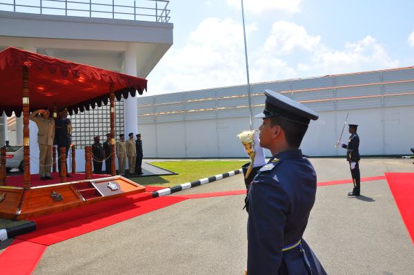 Chairman of the Joint Chiefs of Staff Committee of Pakistan calls on the Commander