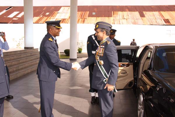 Pakistan Air Force Chief Arrives in Sri Lanka Pakistani Air Chief Pays a Courtesy call on the Sri Lankan Air Chief
