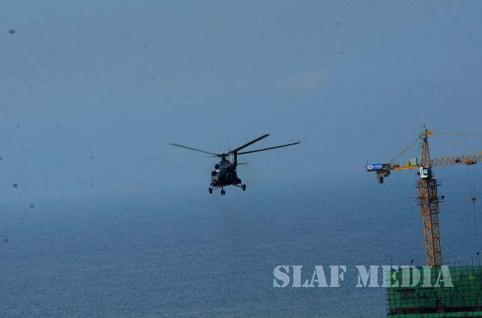 Pakistani Prime Minister flies on SLAF VVIP Helicopter