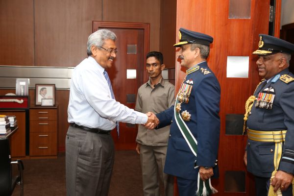Chief of the Air Staff of the Pakistan Air Force Visits MOD & UD