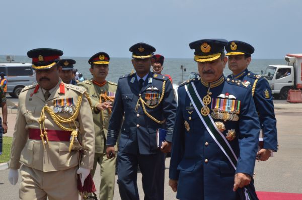 Chief of the Air Staff of the Pakistan Air Force Visits MOD & UD