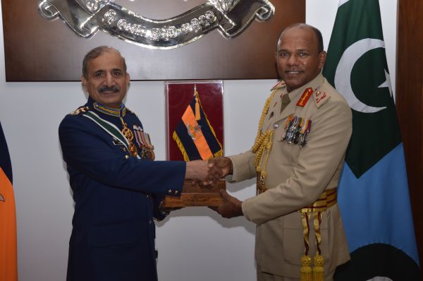 Chief of the Air Staff of the Pakistan Air Force Visits MOD & UD