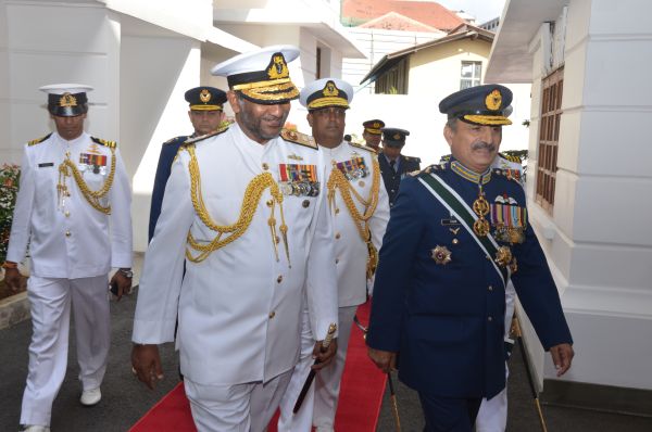 Chief of the Air Staff of the Pakistan Air Force Visits MOD & UD