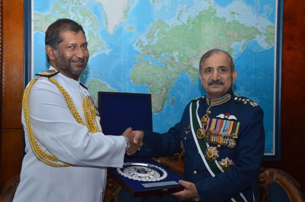 Chief of the Air Staff of the Pakistan Air Force Visits MOD & UD
