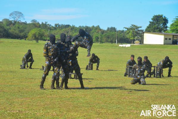PASSING
OUT PARADE OF PARATROOPERS AND SPECIAL AIRBORNE FORCE AT SLAF AMPARA