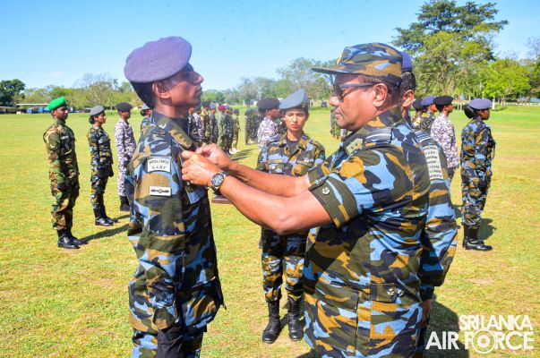 PASSING
OUT PARADE OF PARATROOPERS AND SPECIAL AIRBORNE FORCE AT SLAF AMPARA