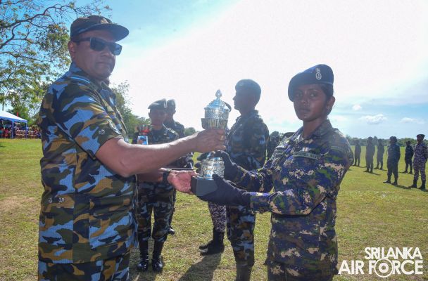 PASSING
OUT PARADE OF PARATROOPERS AND SPECIAL AIRBORNE FORCE AT SLAF AMPARA
