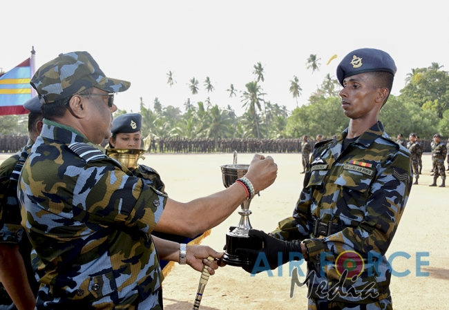 Paratroopers and Special Air Borne Force Personnel Pass Out at SLAF Base Katunayake