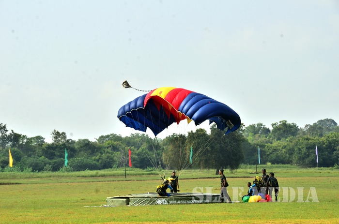 32th and 33st Basic Airborne Courses Passing Out Parade at SLAF Ampara
