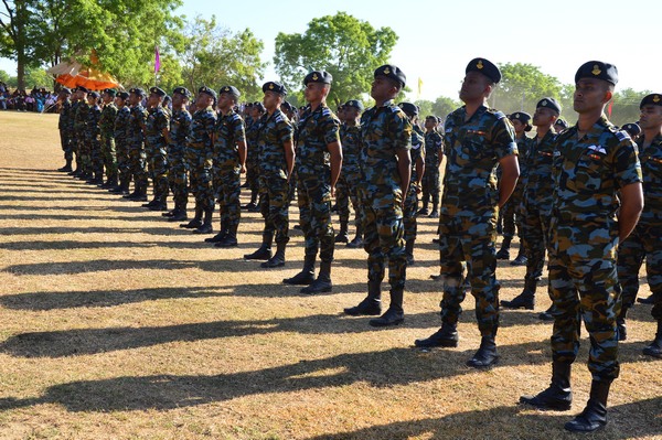 Paratroopers in action at SLAF Ampara