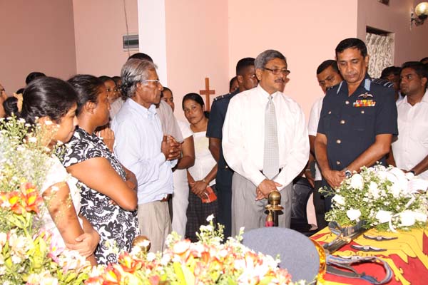 Defence Secretary Visited Home Of Late S/L Rehan Who Was Died MI 24 Crash Defence Secretary Visited Home Of Late S/L Rehan Who Was Died MI 24 Crash