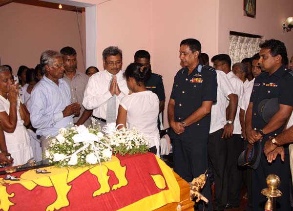 Defence Secretary Visited Home Of Late S/L Rehan Who Was Died MI 24 Crash Defence Secretary Visited Home Of Late S/L Rehan Who Was Died MI 24 Crash