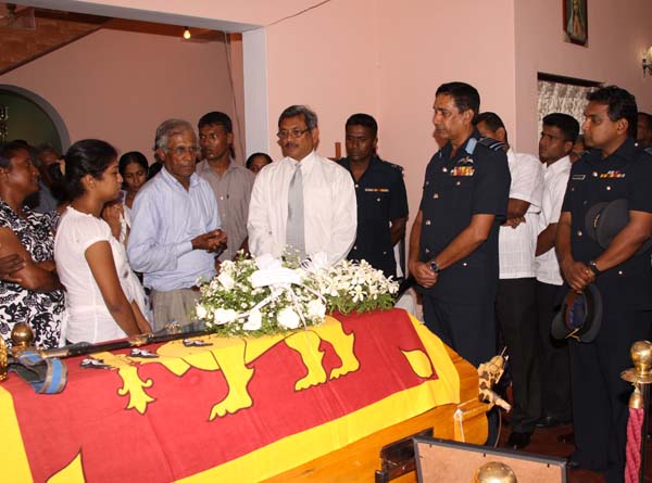 Defence Secretary Visited Home Of Late S/L Rehan Who Was Died MI 24 Crash Defence Secretary Visited Home Of Late S/L Rehan Who Was Died MI 24 Crash
