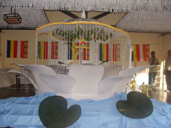 Paying Tribute to Heroes of the Skies