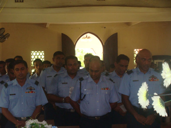 Paying Tribute to Heroes of the Skies