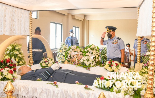 THE PRESIDENT PAYS LAST RESPECTS TO LATE AIR CHIEF MARSHAL PH MENDIS