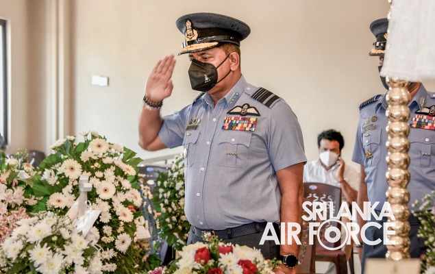 THE PRESIDENT PAYS LAST RESPECTS TO LATE AIR CHIEF MARSHAL PH MENDIS