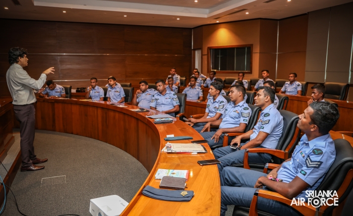 SLAF MEDIA DIVISION HOSTS A WORKSHOP ON A PROFESSIONAL
PHOTOGRAPHY TECHNIQUES AND EDITING METHODS