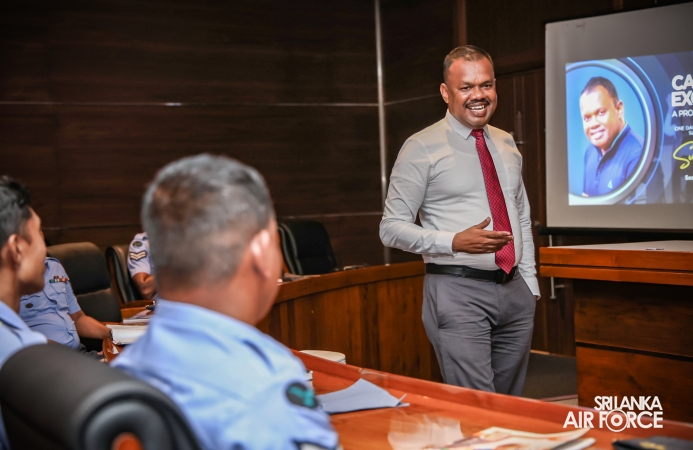 SLAF MEDIA DIVISION HOSTS A WORKSHOP ON A PROFESSIONAL
PHOTOGRAPHY TECHNIQUES AND EDITING METHODS