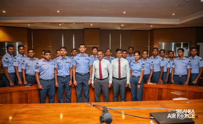 SLAF MEDIA DIVISION HOSTS A WORKSHOP ON A PROFESSIONAL
PHOTOGRAPHY TECHNIQUES AND EDITING METHODS