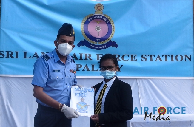 89 CIVILIANS QUARANTINED AT SLAF QUARANTINE CENTRE AT PALALY LEAVE FOR HOMES