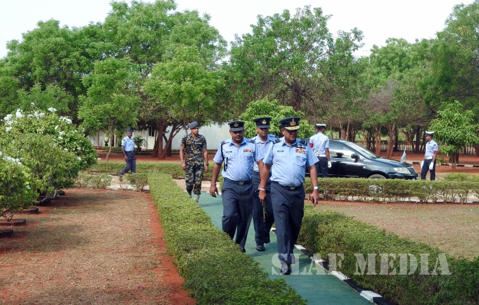 Commander Joins the New Year Celebrations of SLAF Station Palaly