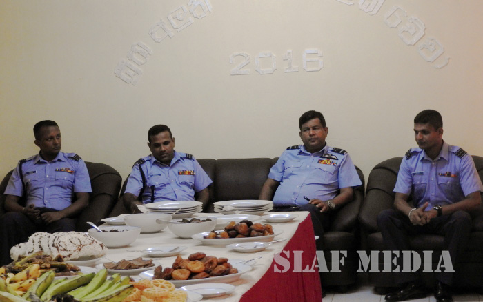 Commander Joins the New Year Celebrations of SLAF Station Palaly