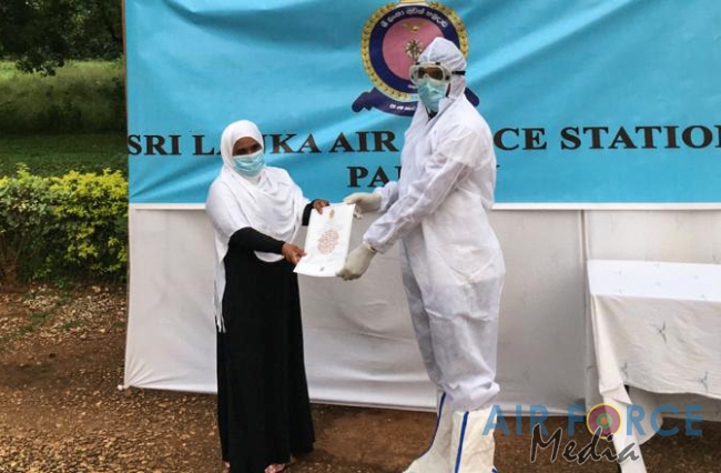 63
CIVILIANS QUARANTINED AT SLAF QUARANTINE CENTRE PALALY LEAVE FOR HOMES