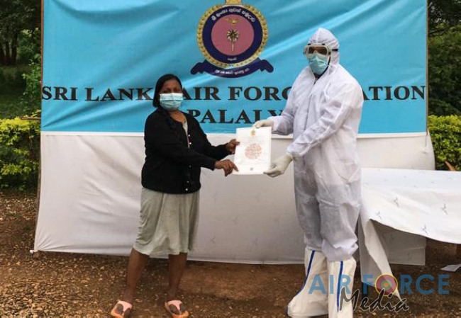 63
CIVILIANS QUARANTINED AT SLAF QUARANTINE CENTRE PALALY LEAVE FOR HOMES