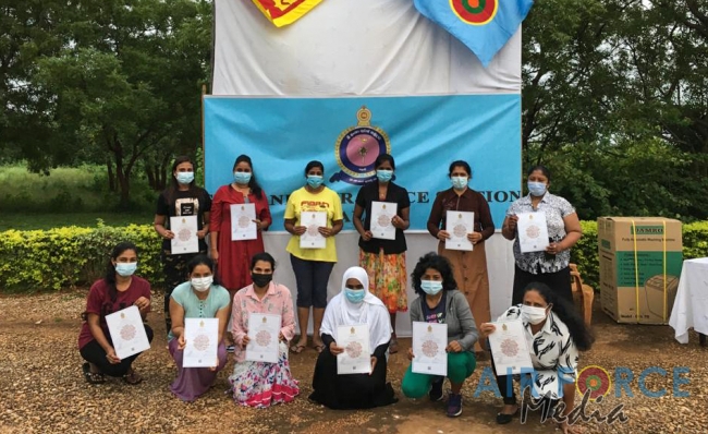 63
CIVILIANS QUARANTINED AT SLAF QUARANTINE CENTRE PALALY LEAVE FOR HOMES