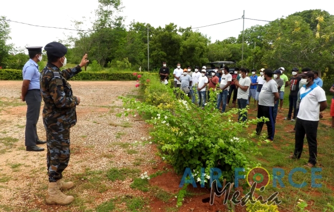 100 Civilians Quarantined at SLAF Quarantine Centre at Palaly Leave for Homes