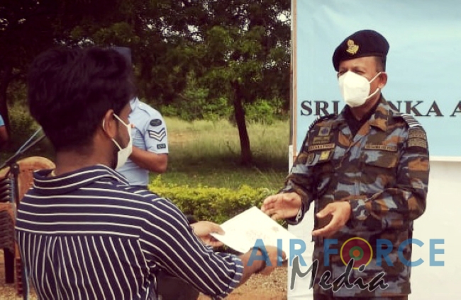 100 Civilians Quarantined at SLAF Quarantine Centre at Palaly Leave for Homes