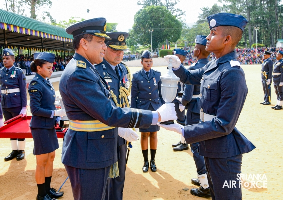 THE PASSING OUT PARADE AT SLAF COMBAT TRAINING SCHOOL DIYATALAWA