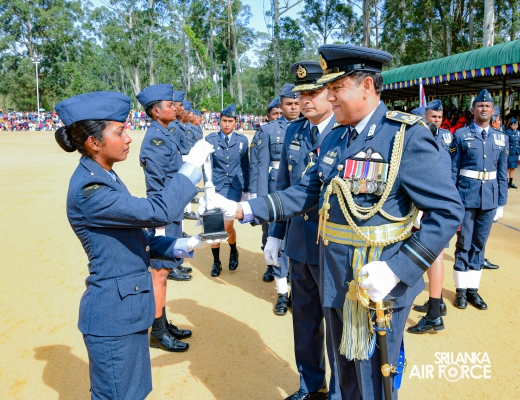 THE PASSING OUT PARADE AT SLAF COMBAT TRAINING SCHOOL DIYATALAWA