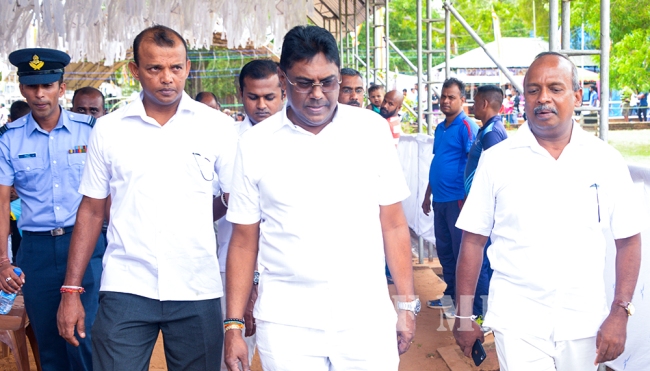 SLAF “Poson Dansela” at Sandahiru Seya