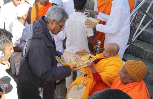 Opening ceremony of the Brass Bell and “Dolosmahe Pahana” at Sri Pada