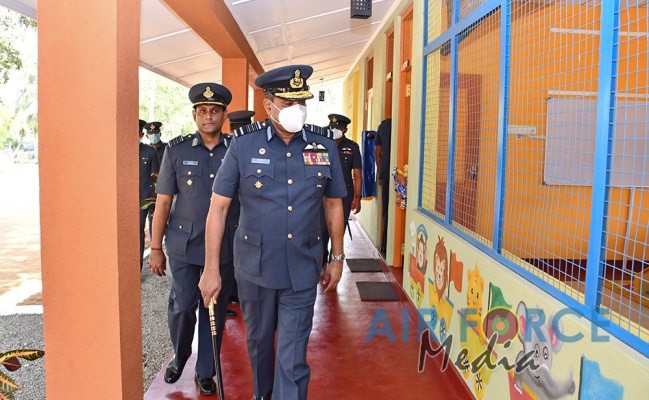 Commander Declares Open New Pre-School at SLAF Station Weerawil