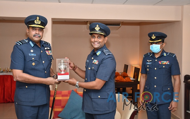 Commander Declares Open New Pre-School at SLAF Station Weerawil