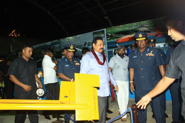 President Visits SLAF site at Deyata Kirula