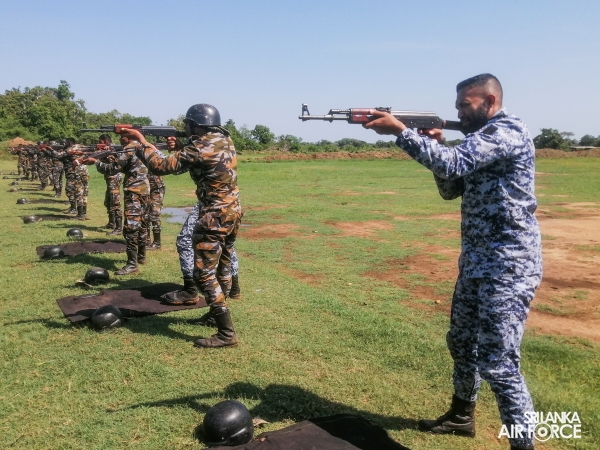 REGIMENT SPECIAL FORCE CONDUCTS NO 72 QUICK REACTION TEAM (QRT) TRAINING FOR FOREIGN AND REGIMENT PERSONNEL