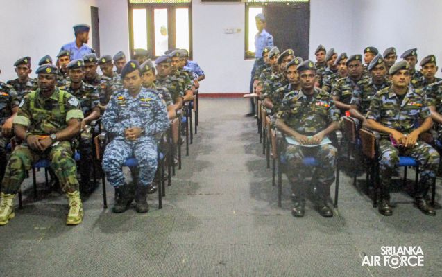 NO.
67 QUICK REACTION TEAM COURSE FOR FOREIGN AND REGIMENT PERSONNEL