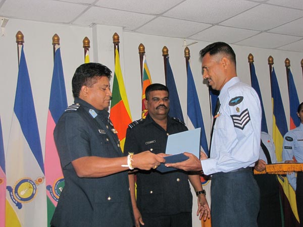 NCO முகாமைத்துவ பயிற்சி கல்லூரியில் 42 வது கற்கை சித்தியடைந்து வெளியேறினர் NCO முகாமைத்துவ பயிற்சி கல்லூரியில் 42 வது கற்கை சித்தியடைந்து வெளியேறினர்